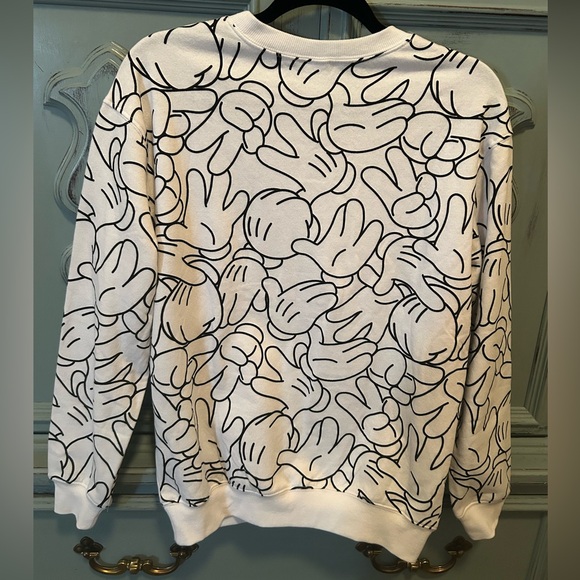 EUC Disney Micky sweater women’s SM - Picture 4 of 4